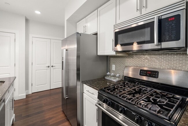 Photo - 1501 Commonwealth Ave Unit 304