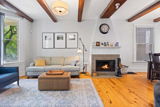 Photo - 3438 N Paulina St