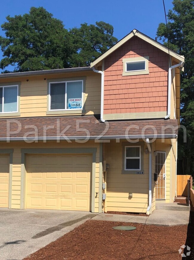 Building Photo - 3 Bedroom 2.5 Bath Tacoma Area Townhouse Unit 3414