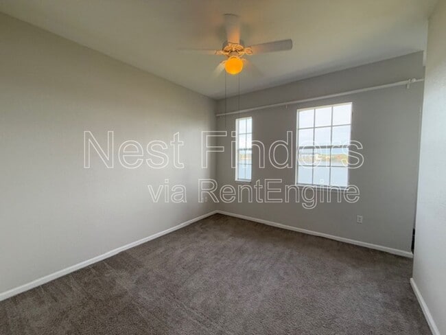 Photo - 10075 Gate Pkwy N Unidad 1606