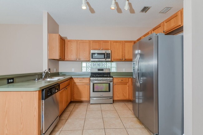 6316 Blackberry Ln