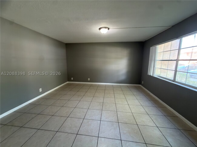 Photo - 11448 NW 43rd St Unit 11448