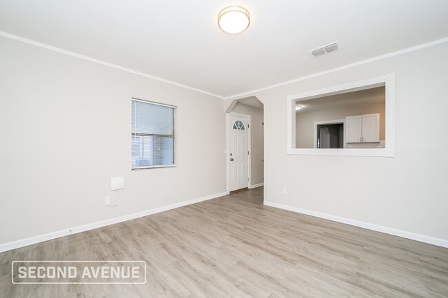 Photo - 5129 Columbus Ave