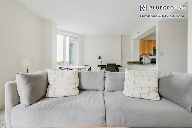 150 Huntington Ave Unit SI FL6-ID1183