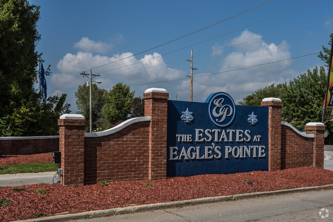 Estates At Eagle's Pointe - Estates At Eagle's Pointe Apartments