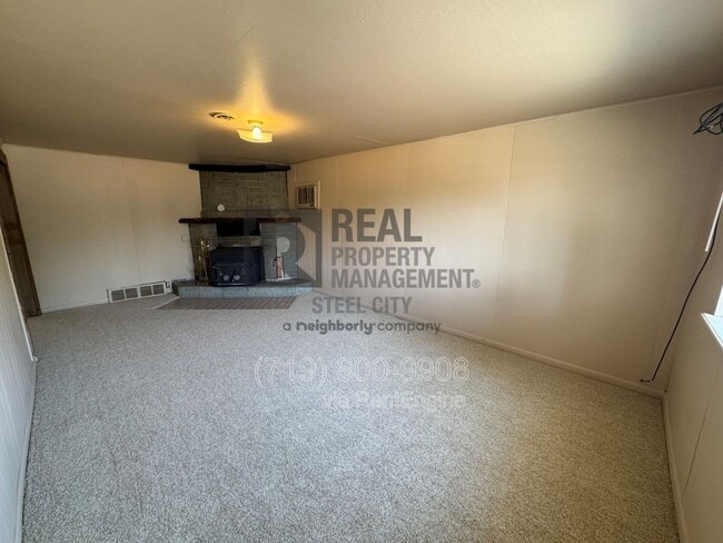 Photo - 2401 Overton Rd