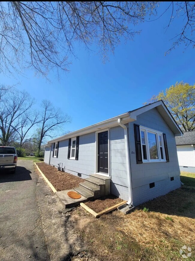 Building Photo - 104 Arlington Ave Rental
