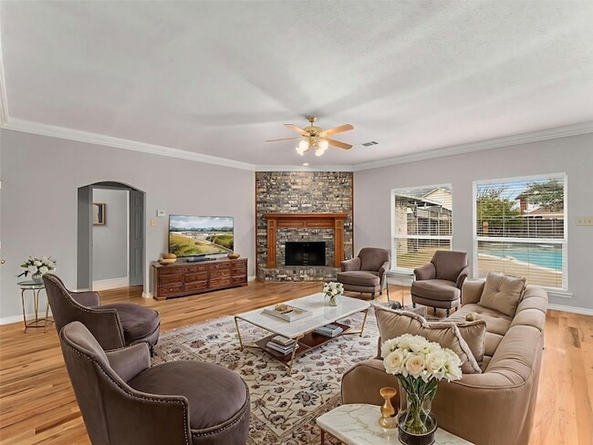 Photo - 7010 Graham Dr House