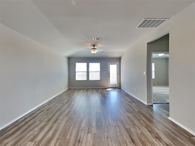 Photo - 5105 Sidesaddle Dr