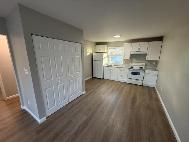 Photo - 214 Church St