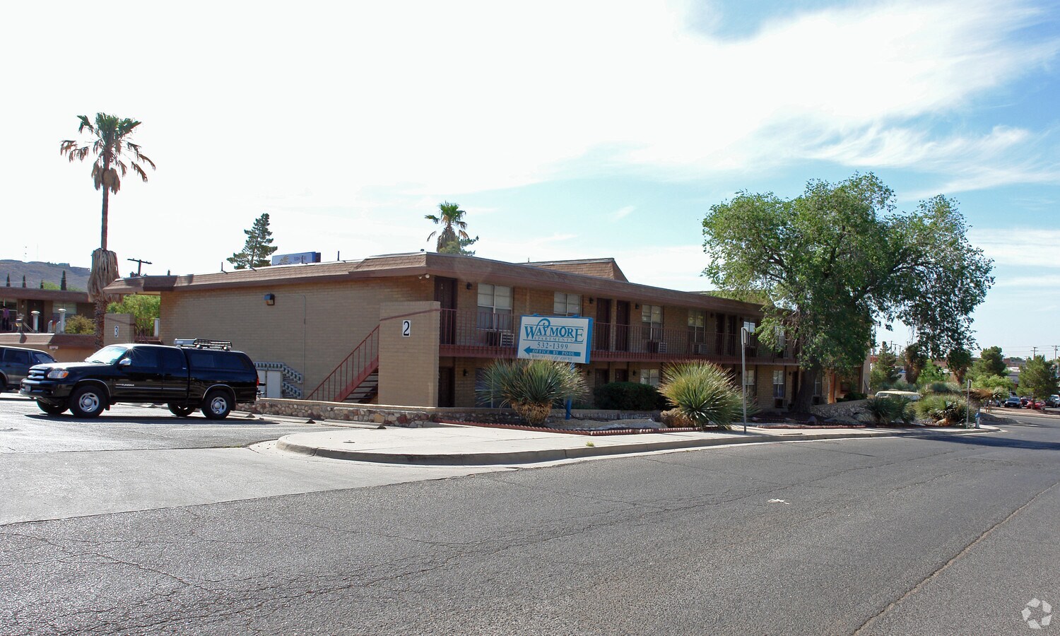 Waymore Apartments - Desert Pearl Apartments