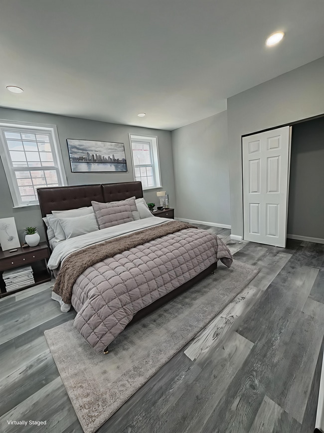 Photo - 1850 S 23rd St Unidad 2