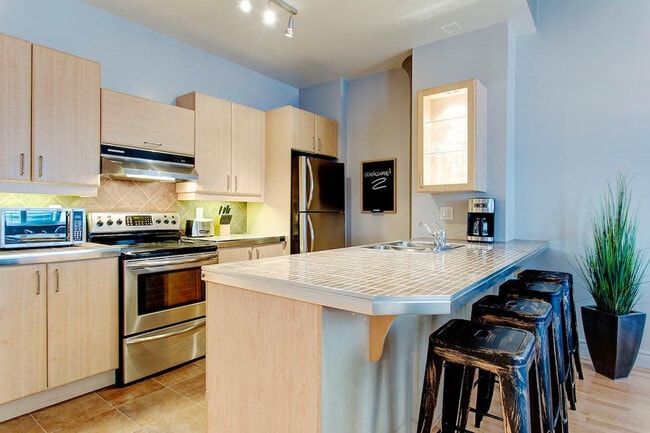 Photo - 453 Rue Sainte-Catherine O Unit ID1293733P