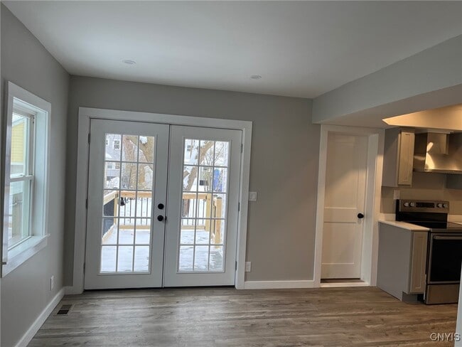 Photo - 110 Edgemere Rd