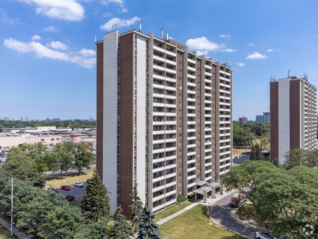 Building Photo - Alpine Apartments