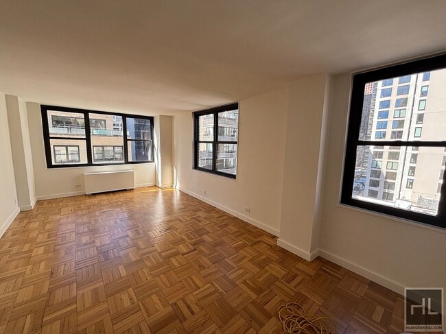 Building Photo - EAST 49 STREET Unit 11A
