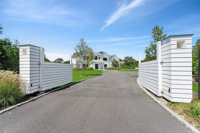 53A Tanners Neck Ln