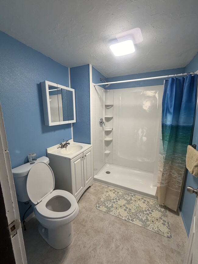 Photo - 162 Marshall St Unit 2