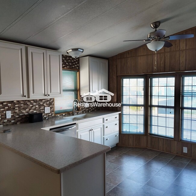 Photo - 5735 E McDowell Rd