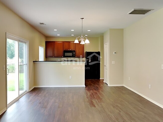 Photo - 427 Bougainvillea Ct