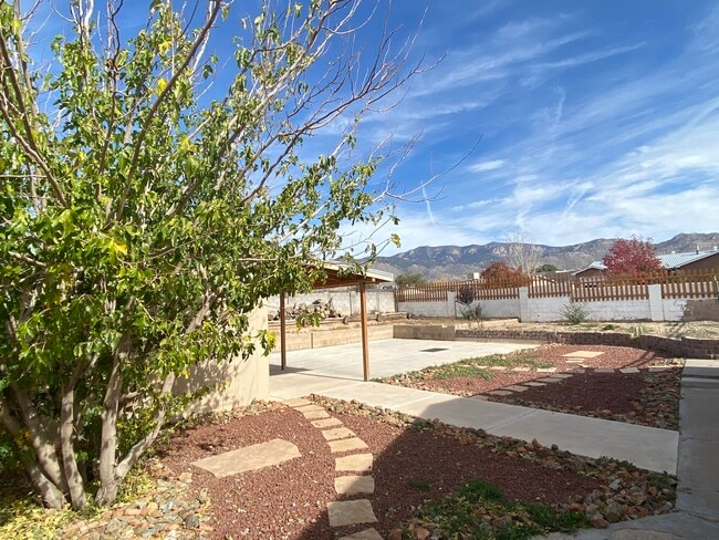 Photo - 11213 Chico Rd NE