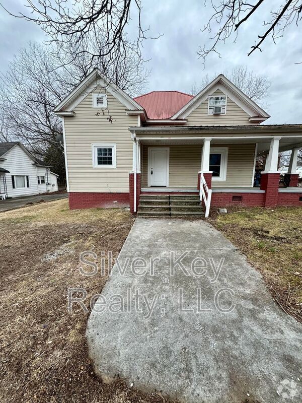 Building Photo - 714 Washington Ave Rental