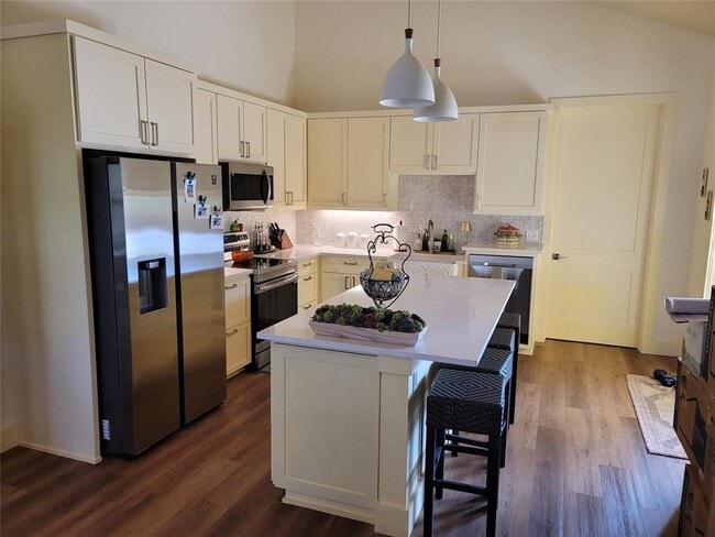 Photo - 1248 Lakeshore Dr