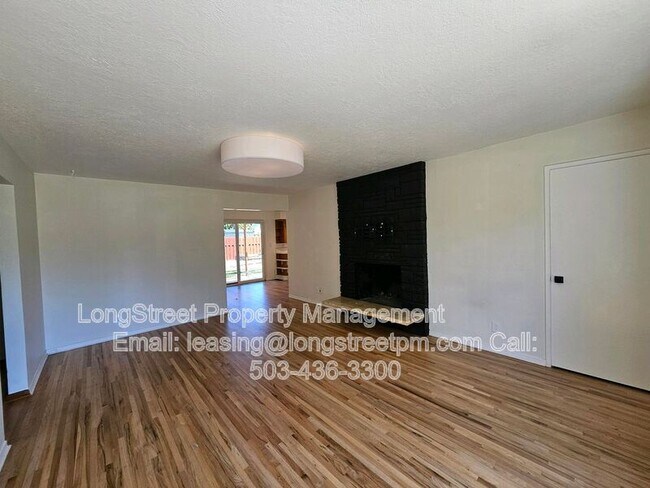 Photo - 6515 SE Steele St