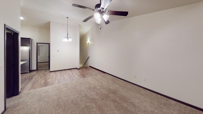 Photo - Stunning 3 Bed / 2 Bath Townhome in Northern Lights