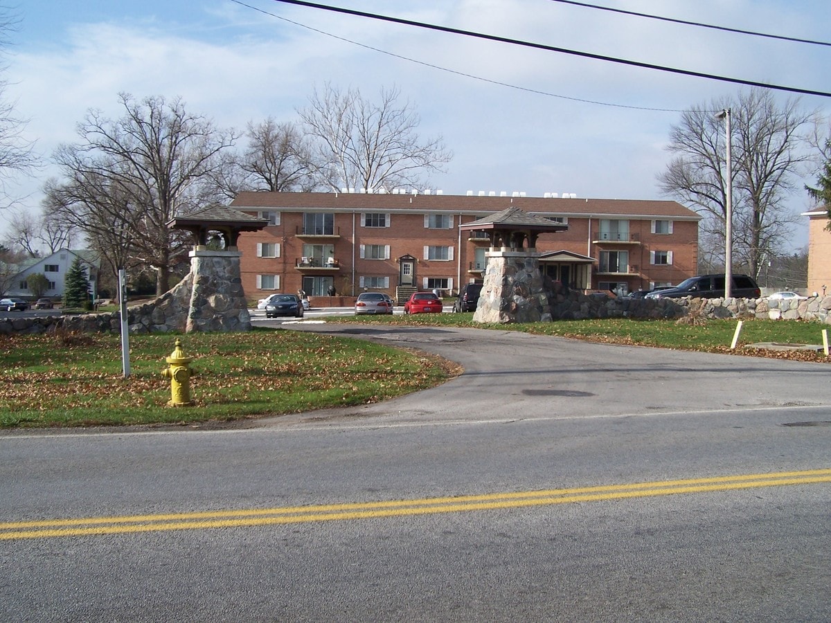 Shawnee Terrace Arms - Shawnee Terrace Arms Apartments