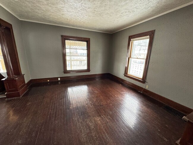 Photo - 4 bedroom 1 bath house in Rock Island