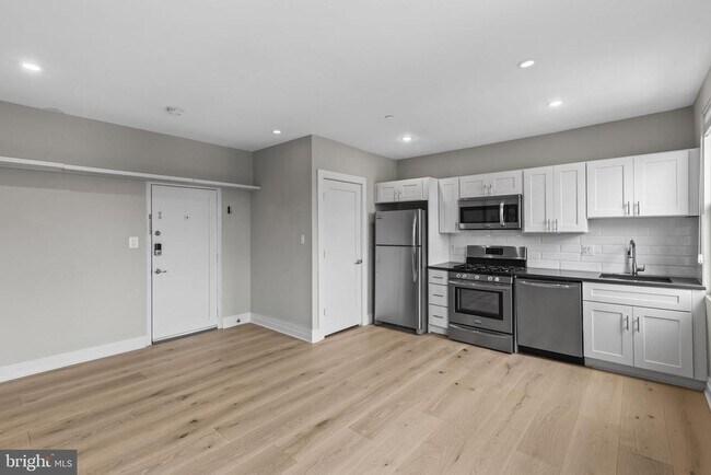 Photo - 3101 Sherman Ave NW Unidad 402