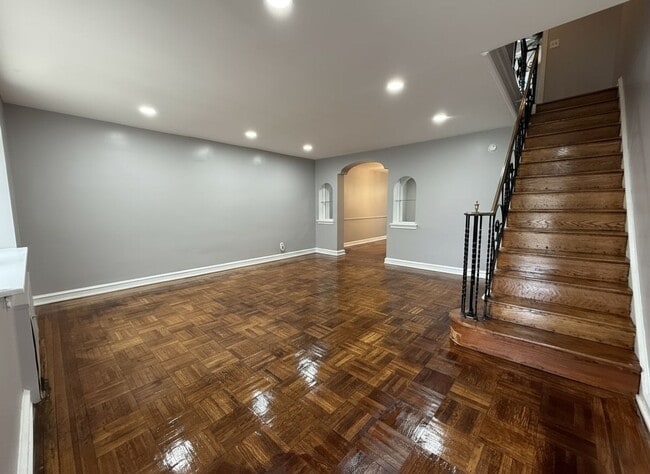 Photo - 1449 Elbridge St