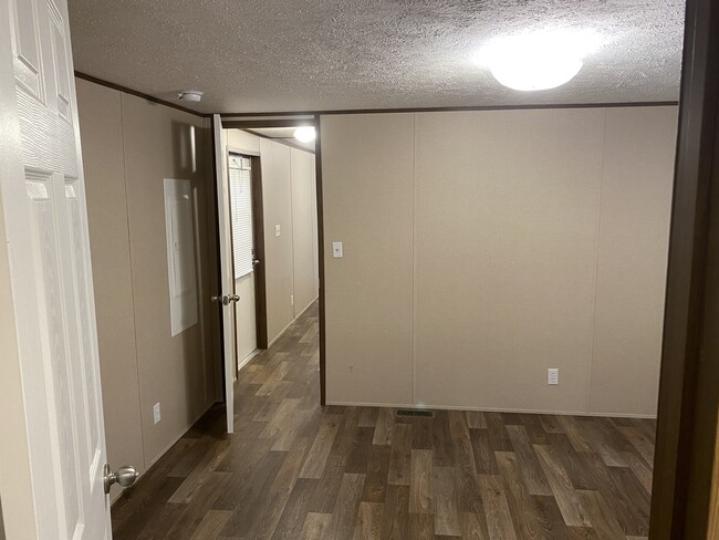 Photo - 1130 Freedom Rd