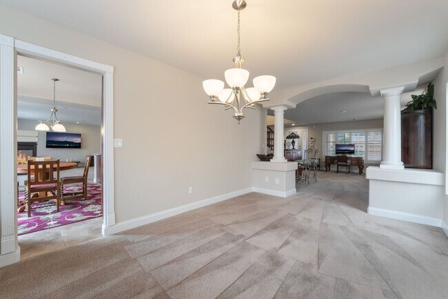 Photo - Spacious Coronado Ranch Luxury Home!