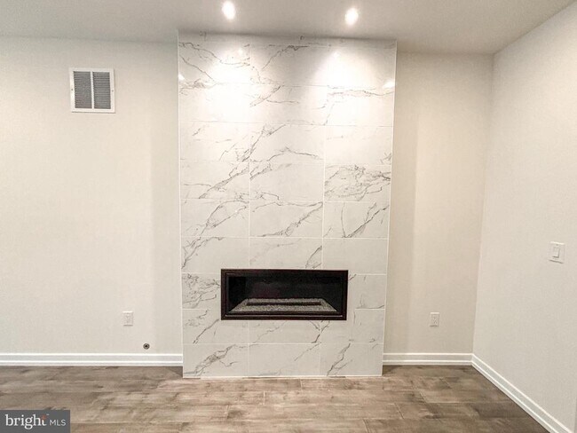 Photo - 1439 S Taylor St