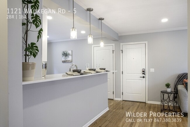 Photo - 1121 Waukegan Rd