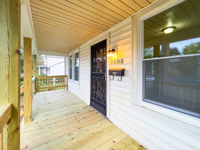 Photo - 1808 Fairfax Ave