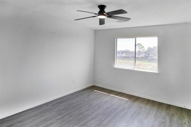 Photo - 511 Chaseway Dr