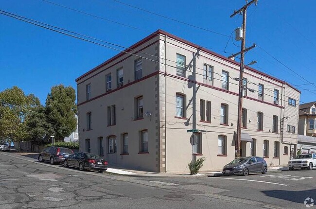 Photo - 162 Santa Fe Ave