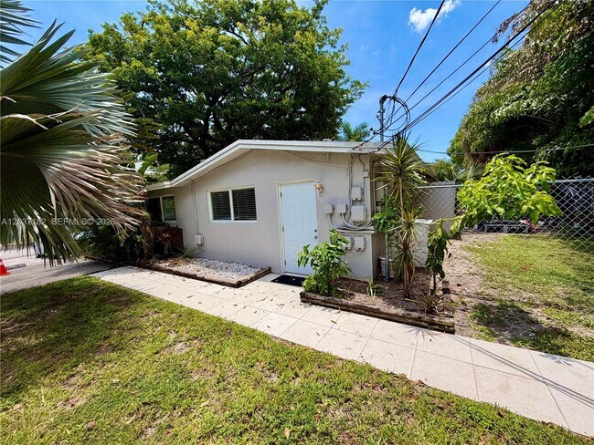 Photo - 2809 NE 6th Ln Unit 2809