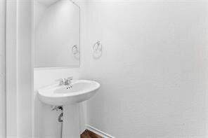 Photo - 130 Soapstone Pass