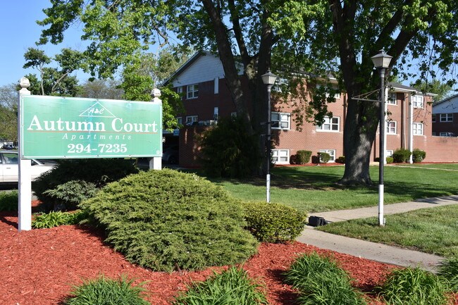 Photo - Autumn Court Apartments