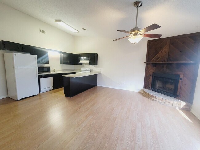 Photo - 3986 Breezee Ct