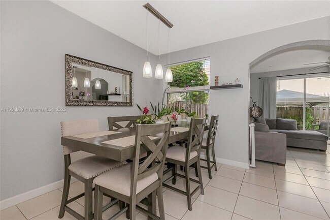 Photo - 3816 SW 169th Terrace