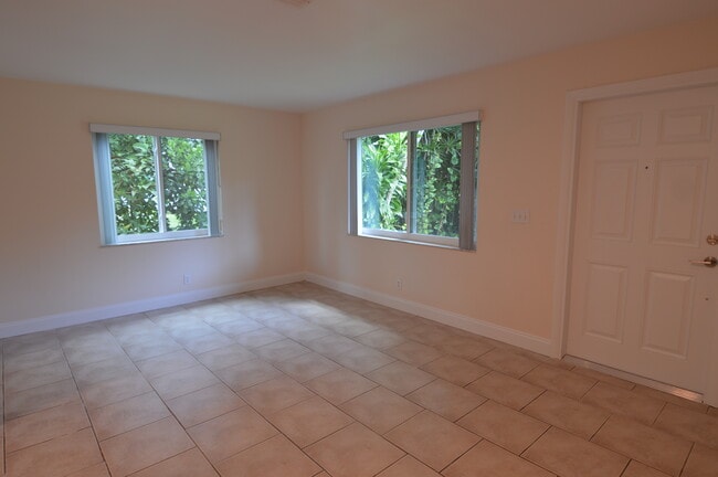 3919 Adcock Ln Unit A