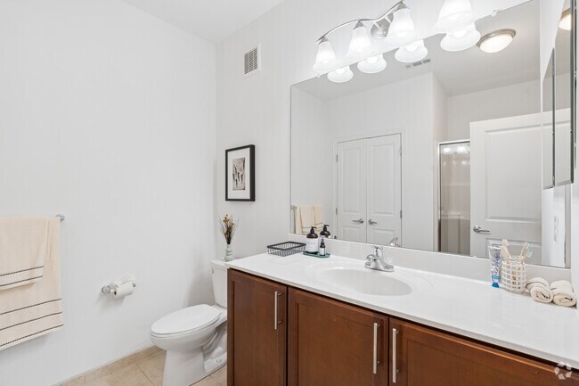 2BR, 2BA - 1,177SF - Bathoom