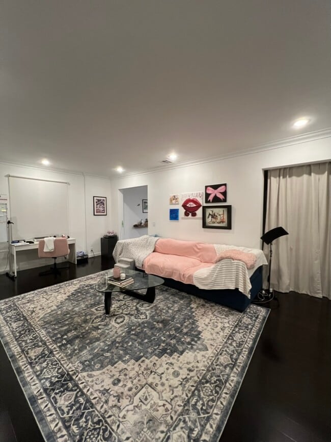 Building Photo - 1424 N Crescent Heights Blvd Unit 28 Rental