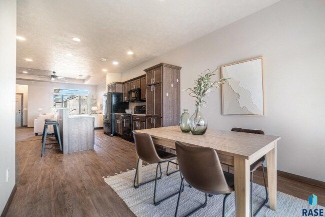 Photo - 8907 Annabelle St