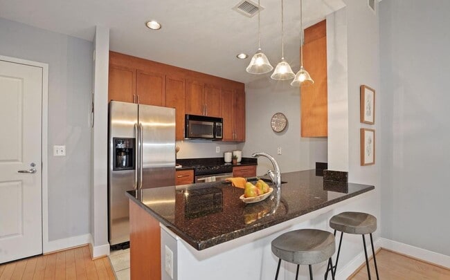 Photo - Very Nice Apartment Steps to Tenleytown Me...